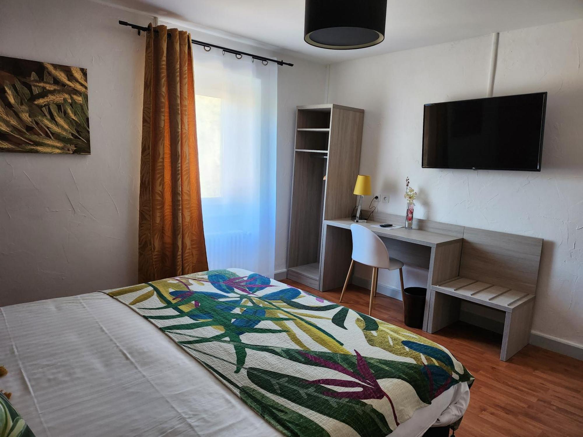 Hotel Des Negociants Lamastre Zewnętrze zdjęcie