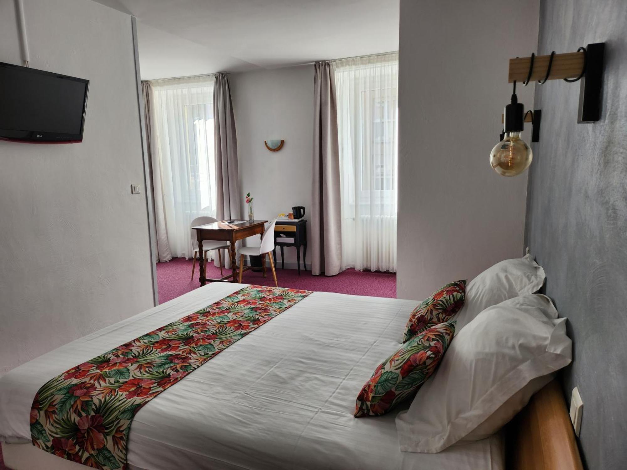Hotel Des Negociants Lamastre Zewnętrze zdjęcie