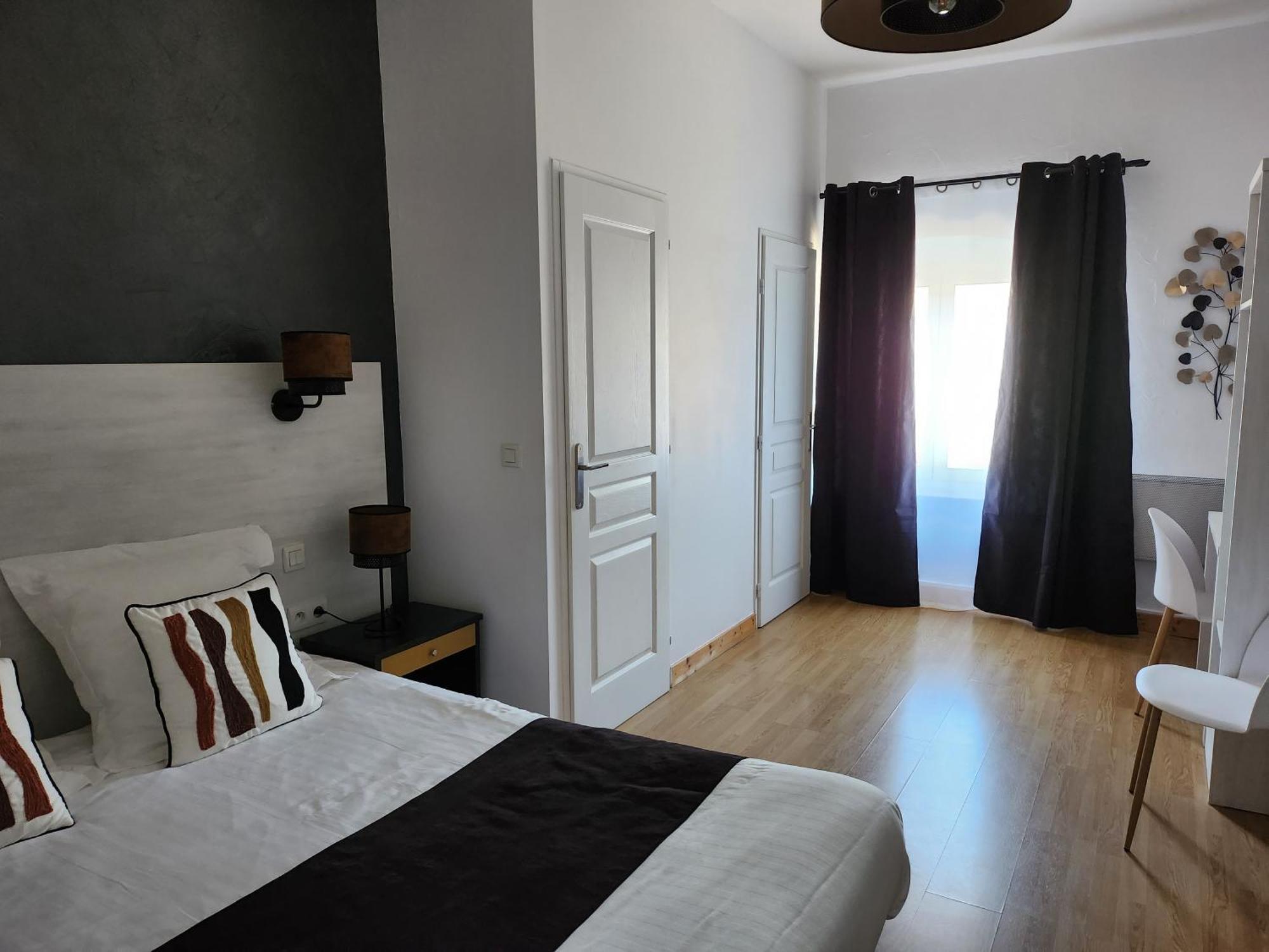 Hotel Des Negociants Lamastre Zewnętrze zdjęcie
